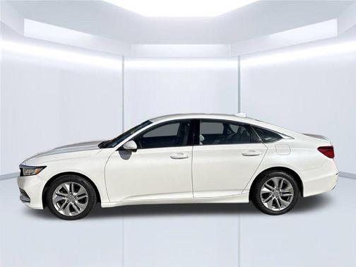 Platinum White Pearl 2019 Honda Accord LX