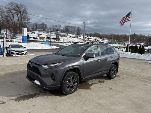 2024 Toyota RAV4 Hybrid XLE Premium
