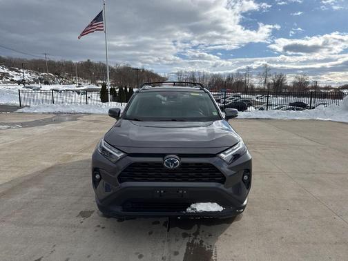 2024 Toyota RAV4 Hybrid XLE Premium