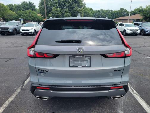 Urban Gray Pearl 2026 Honda CR-V Hybrid Sport AWD