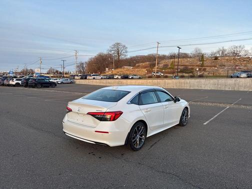 2022 Honda Civic Touring