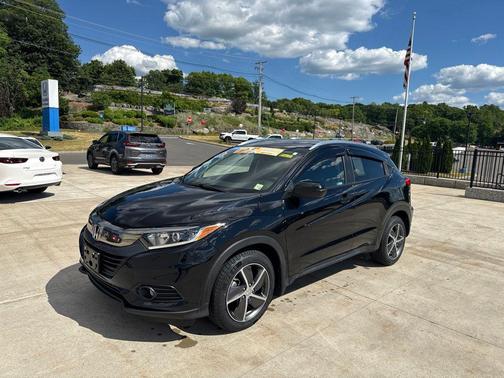Crystal Black Pearl 2022 Honda HR-V EX