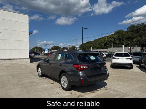 2018 Subaru Outback 2.5i