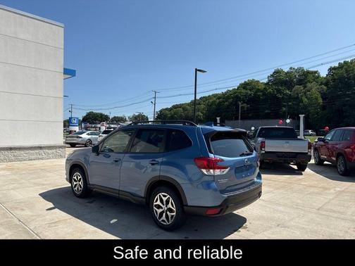 Horizon Blue Pearl 2023 Subaru Forester Premium