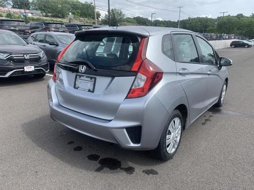 Lunar Silver Metallic 2017 Honda Fit LX