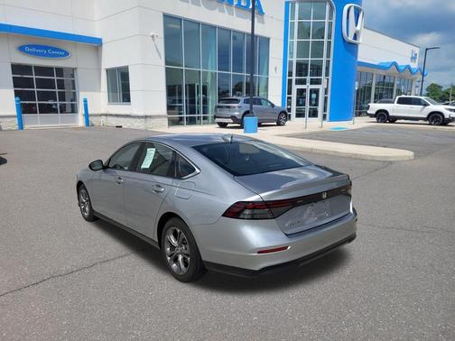 Lunar Silver Metallic 2023 Honda Accord EX