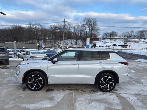 2022 Mitsubishi Outlander SEL 2.5 S-AWC