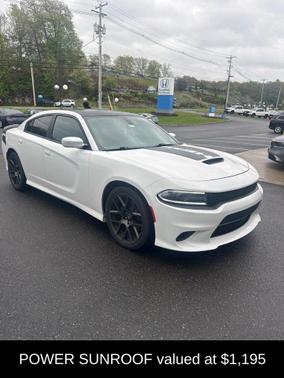 White Knuckle Clearcoat 2017 Dodge Charger R/T