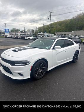 White Knuckle Clearcoat 2017 Dodge Charger R/T
