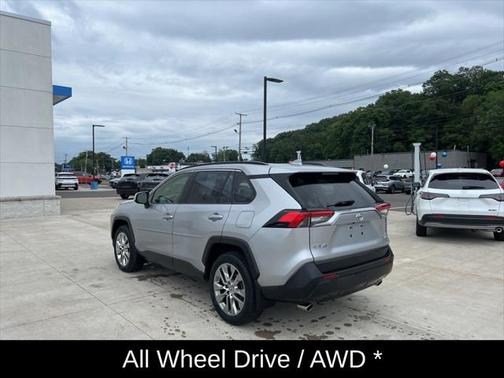 2020 Toyota RAV4 XLE Premium