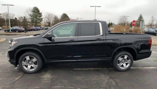 Crystal Black Pearl 2026 Honda Ridgeline RTL