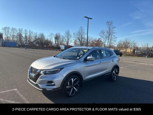 2022 Nissan Rogue Sport SL