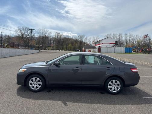 Magnetic Gray Metallic 2011 Toyota Camry LE