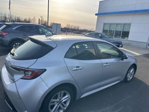 2019 Toyota Corolla Hatchback SE