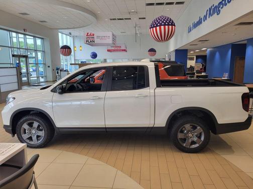 2025 Honda Ridgeline TrailSport