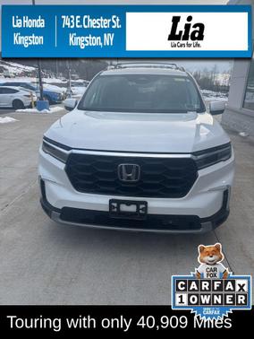 2023 Honda Pilot Touring 8-Passenger