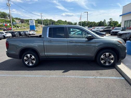 Forest Mist Metallic 2019 Honda Ridgeline RTL