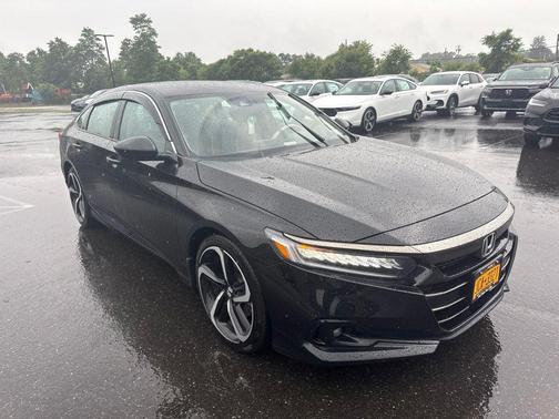 Crystal Black Pearl 2022 Honda Accord Sport SE 1.5T