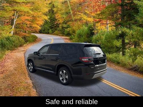 Crystal Black Pearl 2025 Honda Pilot EX-L