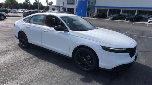 2025 Honda Accord Sport SE 1.5T