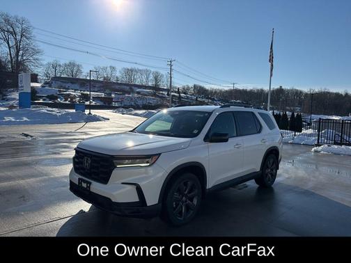 2023 Honda Pilot AWD Sport