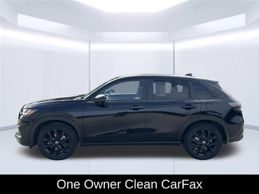 Crystal Black Pearl 2024 Honda HR-V Sport