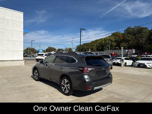 2022 Subaru Outback Touring