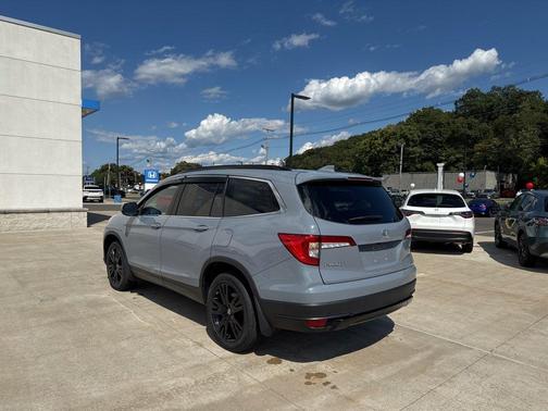 2022 Honda Pilot AWD Special Edition