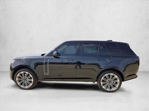 2026 Land Rover Range Rover P400 SE
