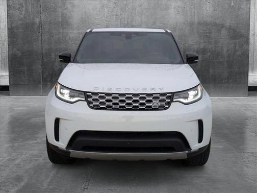 2025 Land Rover Discovery P300 S