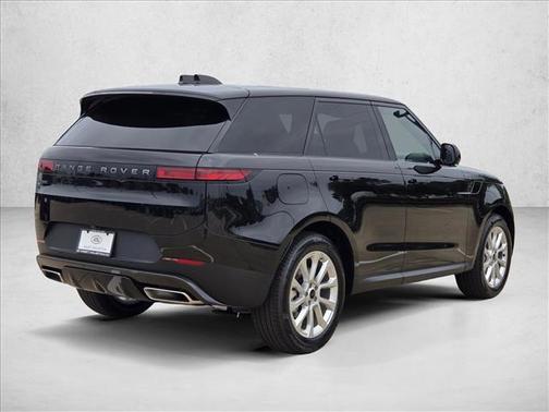 Santorini Black Metallic 2026 Land Rover Range Rover Sport SE