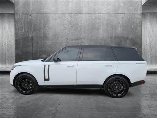 2025 Land Rover Range Rover P530 SE 7 Seat