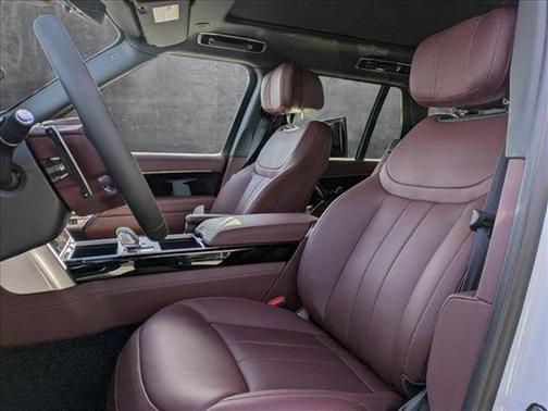 2025 Land Rover Range Rover P530 Autobiography