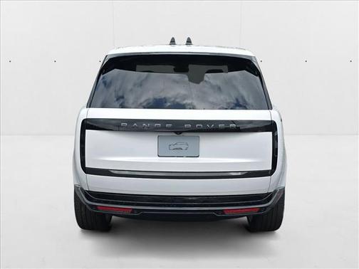 2025 Land Rover Range Rover P400 SE 7 Seat