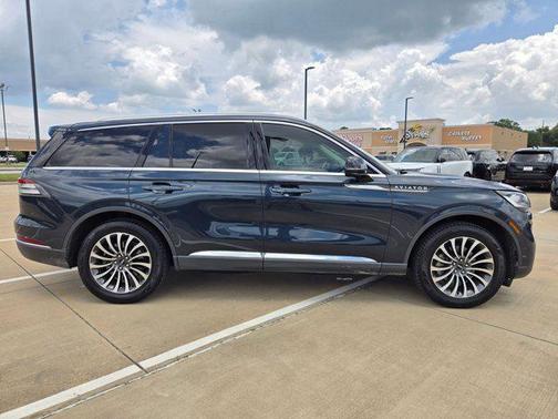 Flight Blue Metallic Clearcoat 2023 Lincoln Aviator Reserve AWD
