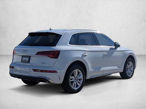 2024 Audi Q5 45 S line Premium