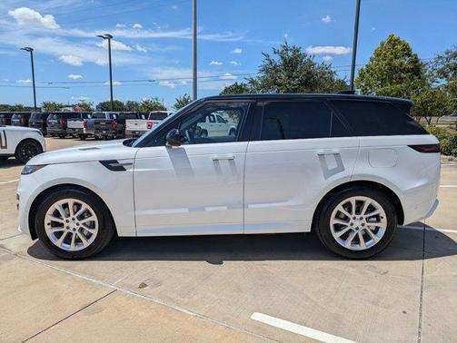2025 Land Rover Range Rover Sport SE