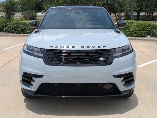 2026 Land Rover Range Rover Velar P250 SE R-Dynamic