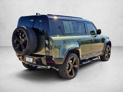 2026 Land Rover Defender P400 X-Dynamic SE