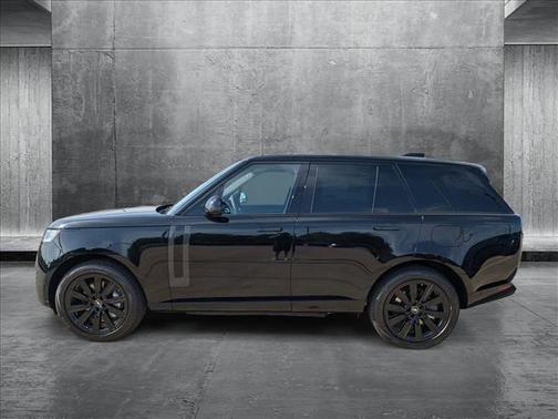 2025 Land Rover Range Rover P550e SE