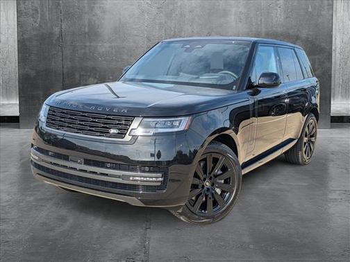 2025 Land Rover Range Rover P550e SE