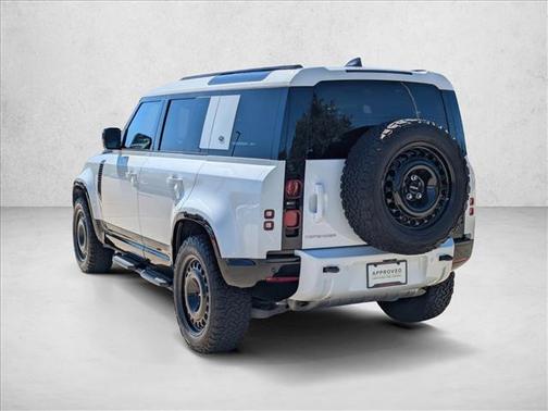 2024 Land Rover Defender 110 P300