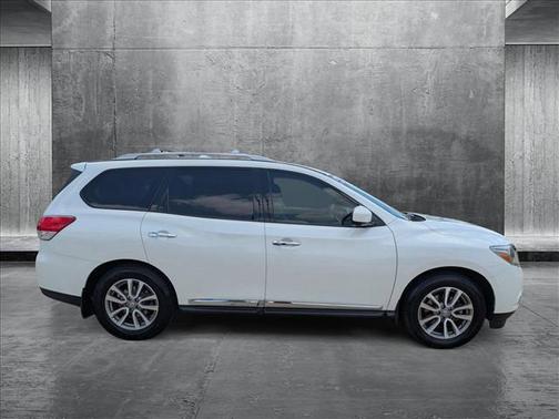 2015 Nissan Pathfinder SL