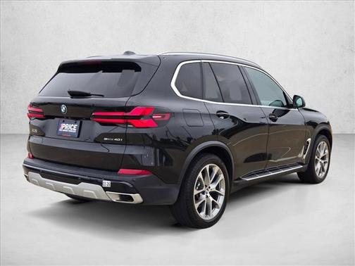 Black 2024 BMW X5 sDrive40i