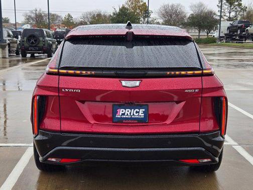 2024 Cadillac LYRIQ Sport