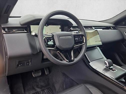 2026 Land Rover Range Rover Velar P250 SE R-Dynamic