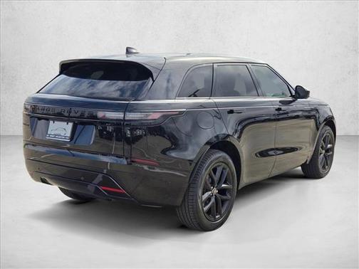 2026 Land Rover Range Rover Velar P250 SE R-Dynamic