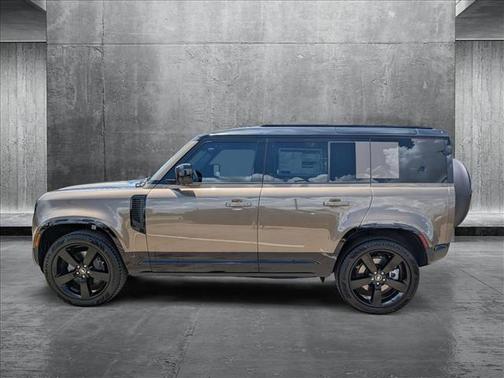 2025 Land Rover Defender 110 P400 X-Dynamic SE