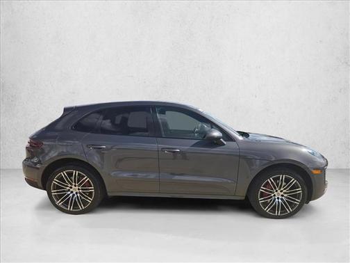 2015 Porsche Macan Turbo