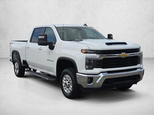 Summit White 2025 Chevrolet Silverado 2500 LT